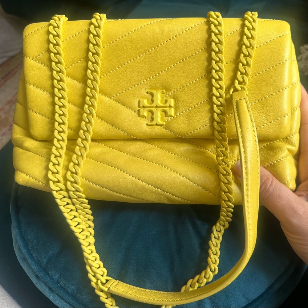 Yellow monochrome Tory Burch purse with adjustable chain